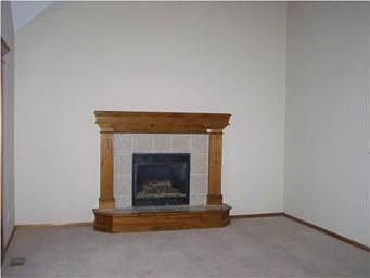 4th image of 11811 N Belmont Ave