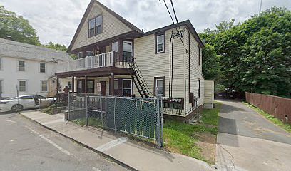 1st image of 15 Fulton St APT 2