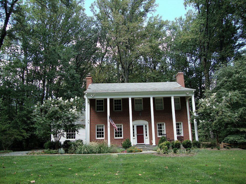 Stately "Virginia Colonial"
