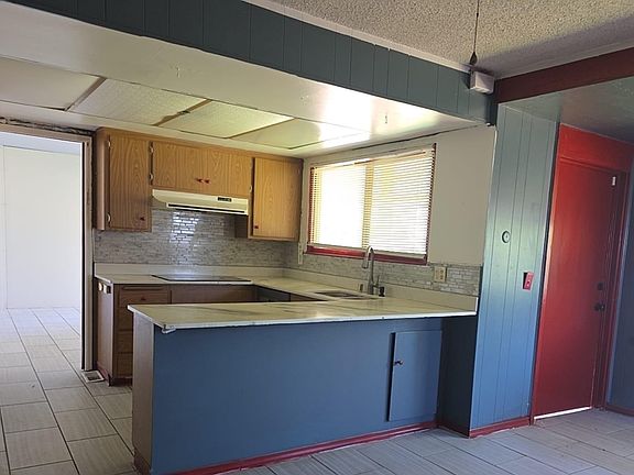 3rd image of 146 Isle Royale Cir