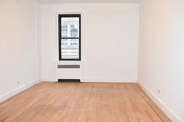 Rented by Brown Harris Stevens | media 28