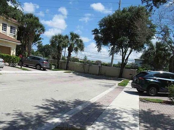 2nd image of 3195 NW 31st Ter