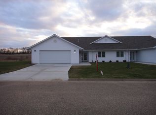 51281 Valley View Ct, Osseo, WI 54758