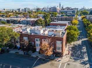 937 S Oakley Blvd, Chicago, IL 60612