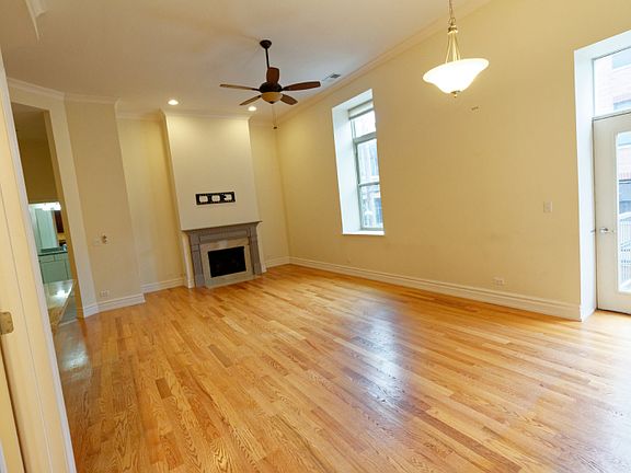 4th image of 1470 W Carmen Ave #2