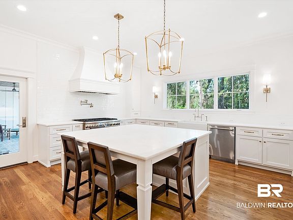 5th image of 6671 Winding Brook Dr N
