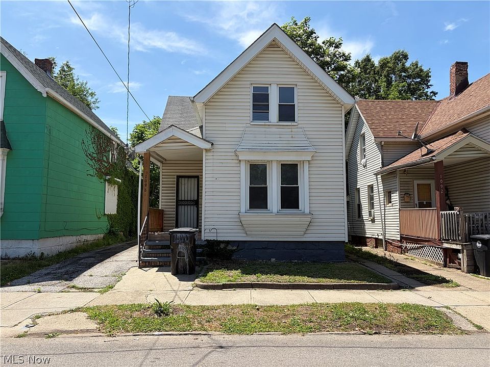 1st image of 1096 E 72nd St