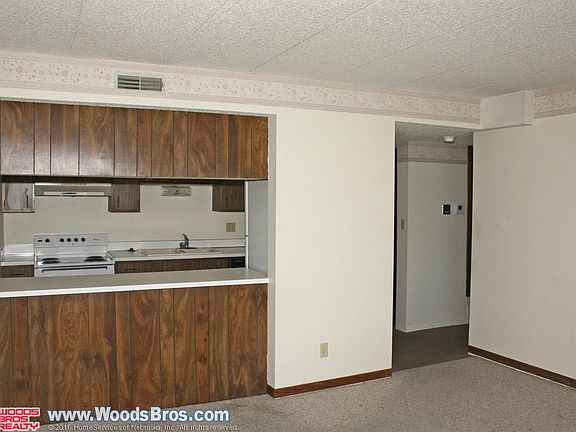 5th image of 5801 Enterprise Dr APT A6