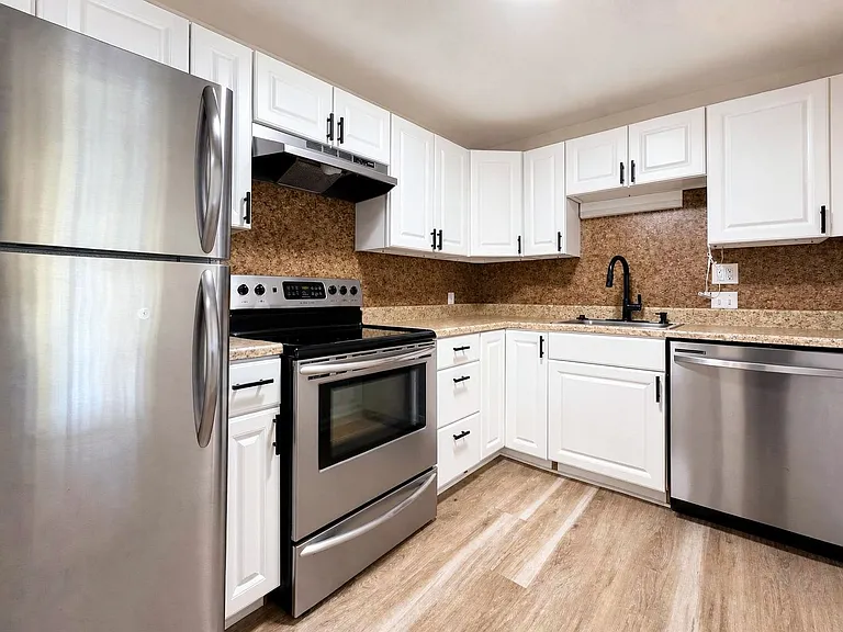440 North Ave — Photo 6