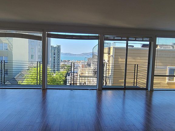 4th image of 2010 Pacific Ave APT 8