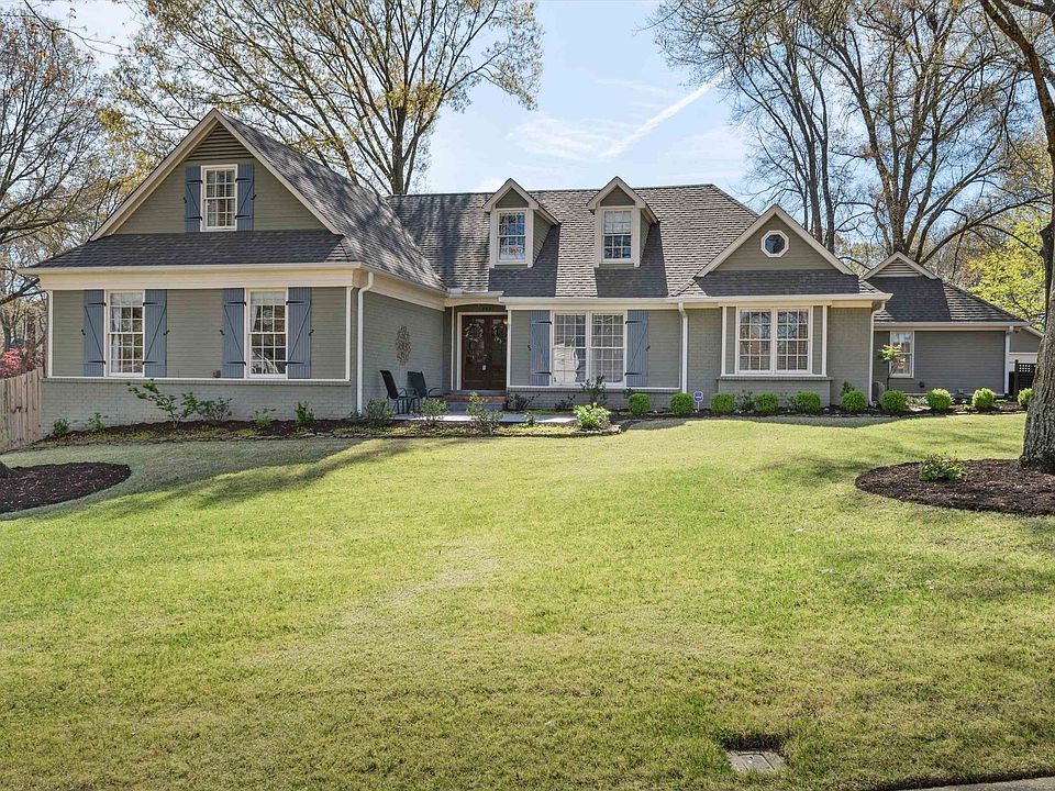 1st image of 7071 Woodridge Ln