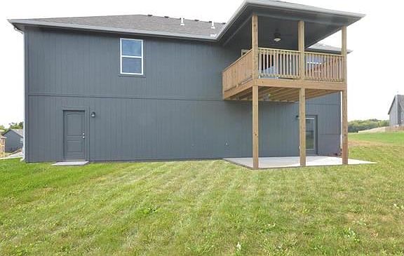 4th image of 300 Fairview Cir