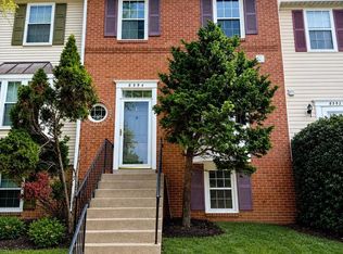 8594 Enochs Dr, Lorton, VA 22079