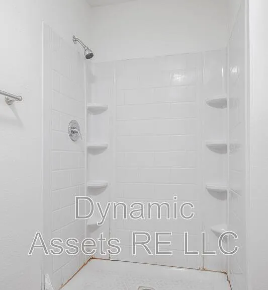 208 E Park St #A — Photo 18