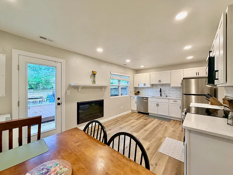 326 Harrier St — Photo 14