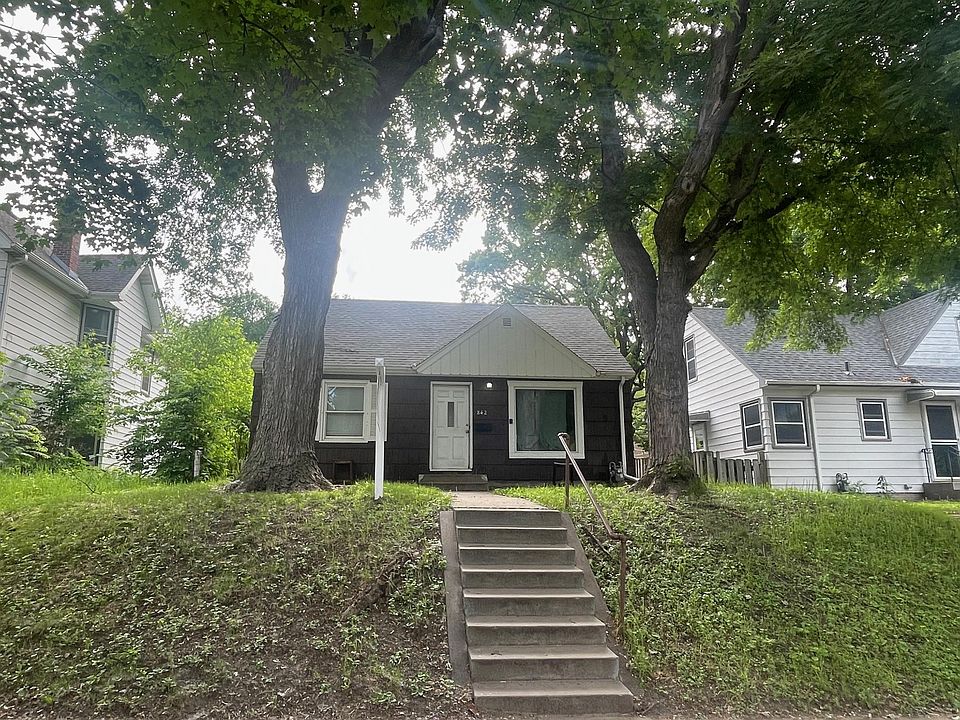 1st image of 842 24th Ave SE