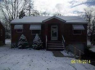 7836 Seward Ave, Cincinnati, OH 45231