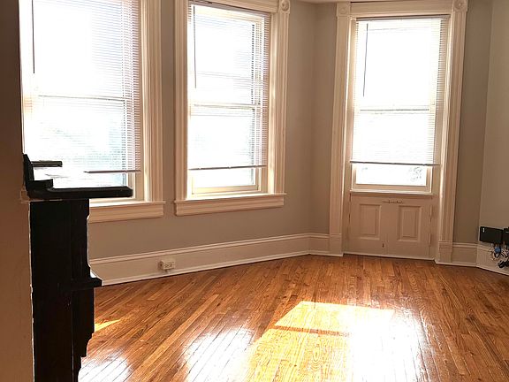 5th image of 4243 Ridge Ave #2F