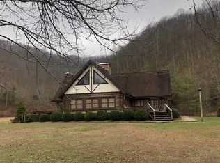232 Magnolia Rd, Aflex, KY 41514