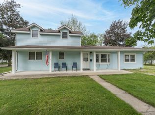 401 N Brown St, Paw Paw, MI 49079