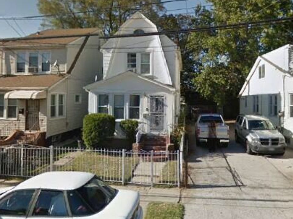 1st image of 118 Ave
