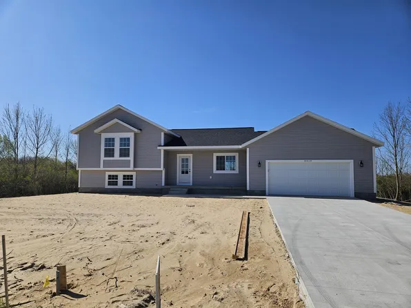 3319 Benston Rd, Whitehall, MI 49461