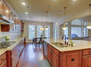 15 Mariscal Pl, Spring, TX 77389