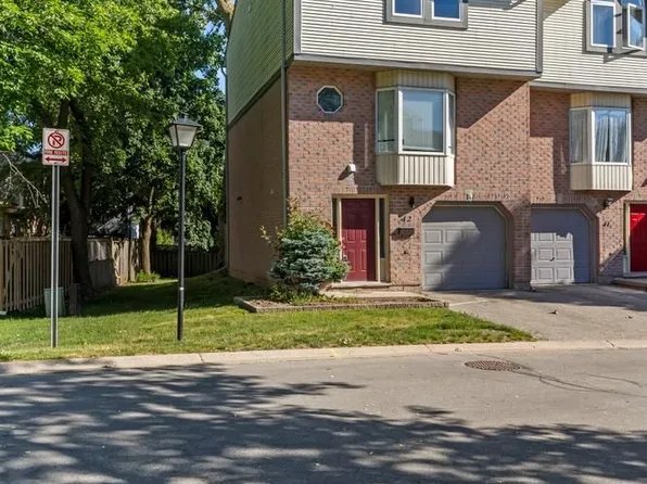 9 Ailsa Pl #42, London, ON N5Z 4Z6