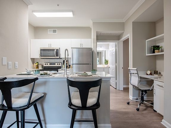 Newly Renovated Kitchen with Quartz Countertops