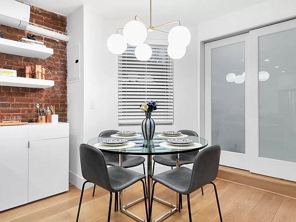 4th image of 171 W 73rd St APT 2
