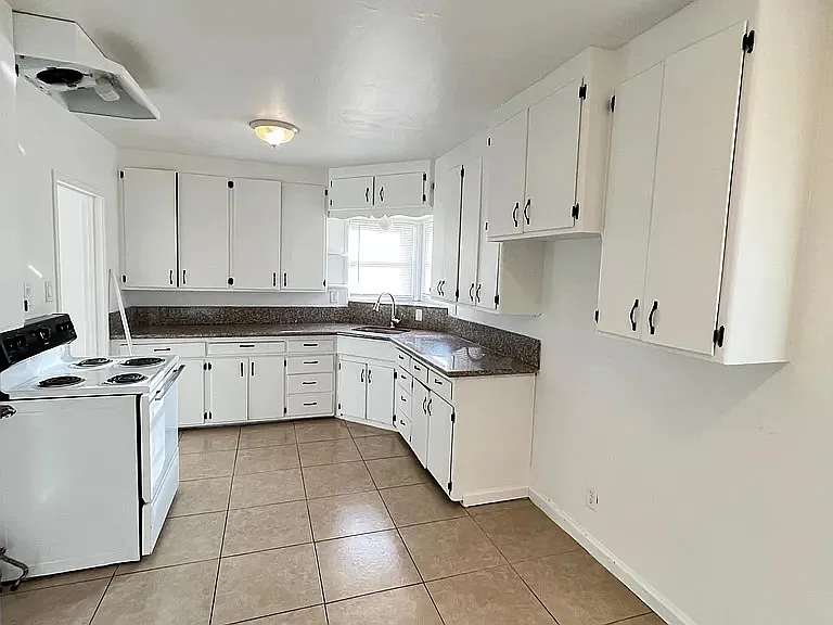 235 E Coolidge Ave #12 — Photo 27