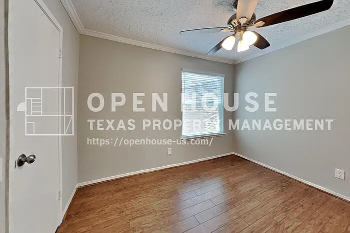 2223 Briarwest Blvd — Photo 17