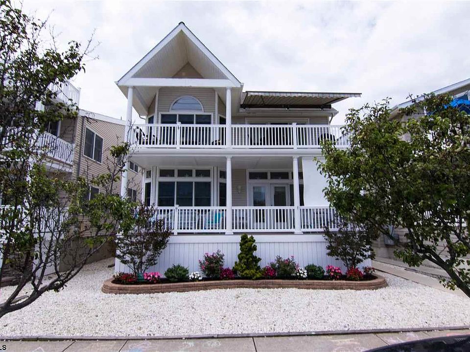 1st image of 3112 Central Ave #3112