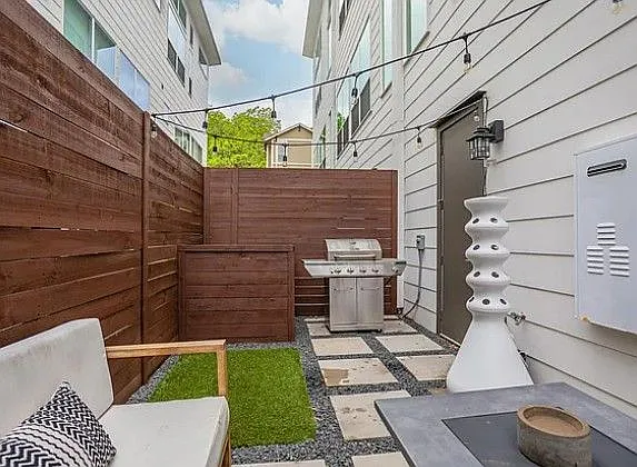 5915 Lindell Ave #103 — Photo 5