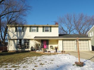 311 E Elm St, Wheaton, IL 60189