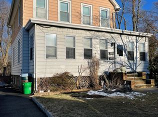 16 Prairie Ave FLOOR 2, Suffern, NY 10901