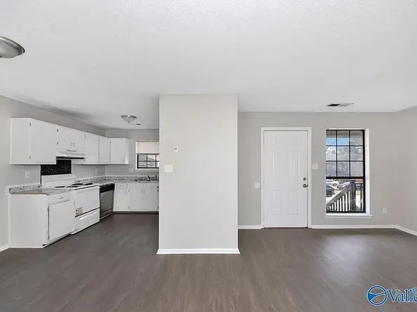 149 Angela Dr