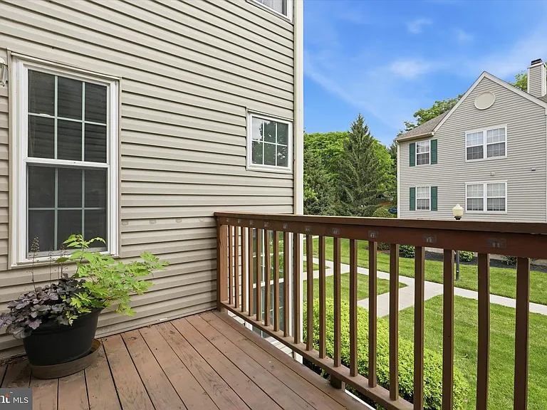 645 Muhlenberg Dr #407 — Photo 25
