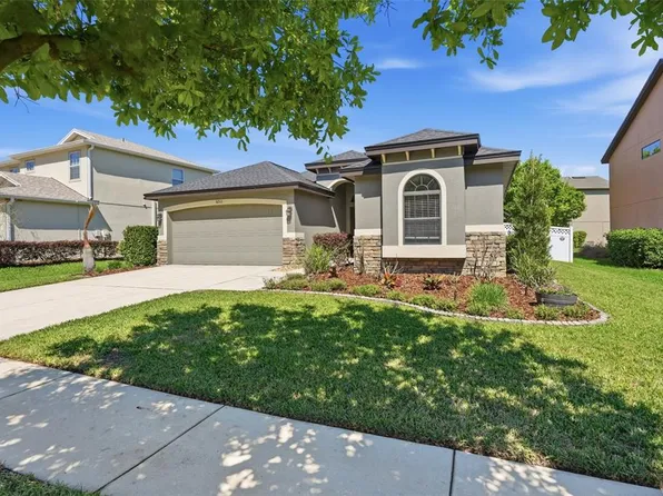 32111 Garden Alcove Loop, Wesley Chapel, FL 33545