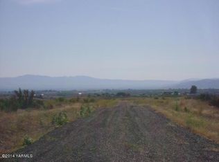 Nna Slavin Rd, Yakima, WA 98908