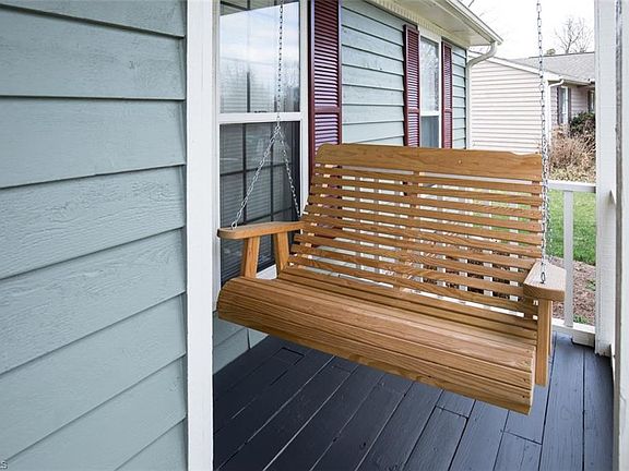 4th image of 2107 Arbrook Ln