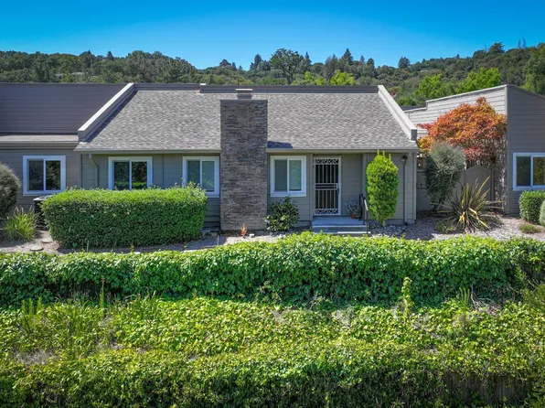 2225 Knolls Drive, Santa Rosa, CA 95405