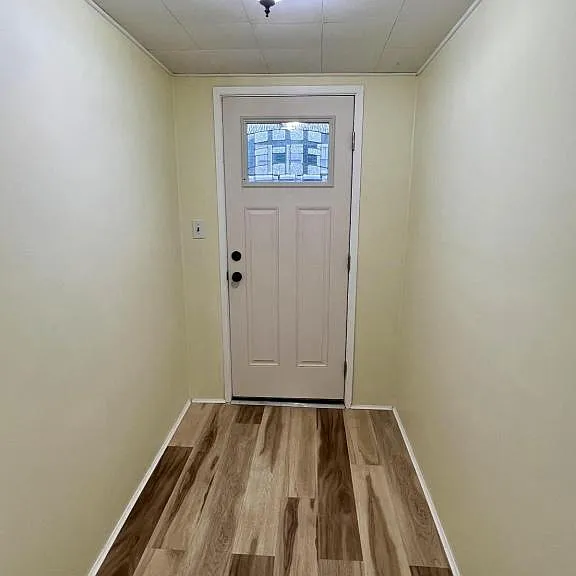 502 Lake St — Photo 6