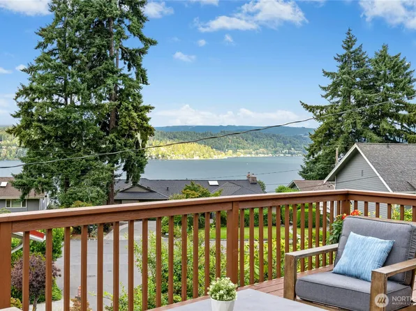 16654 SE 26th Place, Bellevue, WA 98008