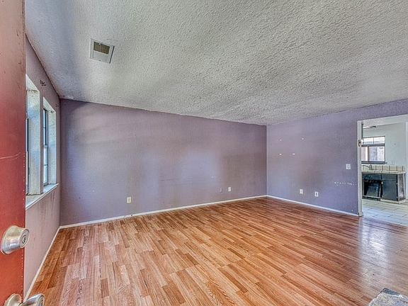 5th image of 140 Gibson Dr APT 12