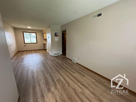 3rd image of 410 N 2nd St #5