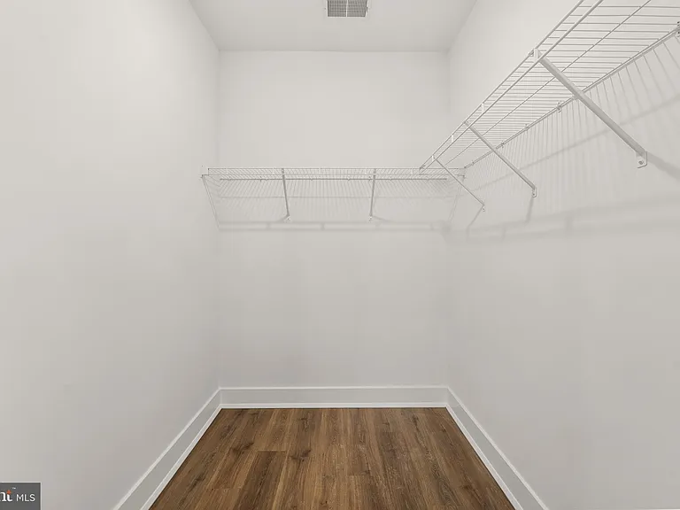 2207 Prince Hall Dr — Photo 25