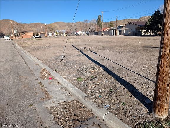 3rd image of Lincoln St