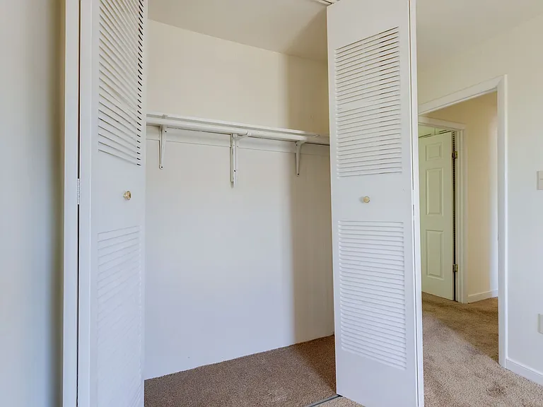 3357 Dill Ave — Photo 4