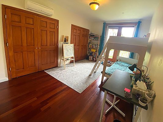 3rd image of 151 Carroll St #3A